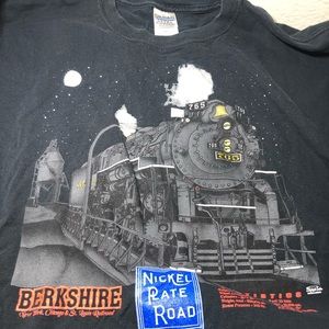 Gilda’s tee shirt, train, short sleeve